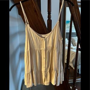 NEW WITH TAGS BEIGE FLOWY TANK WITH BUTTON DETAIL AND ADJUSTABLE STRAPS